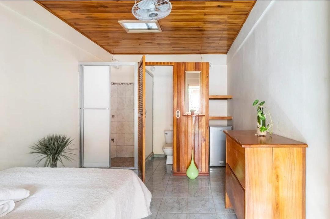 Cocobolo Surf Hotel & School Playa Santa Teresa  Екстериор снимка