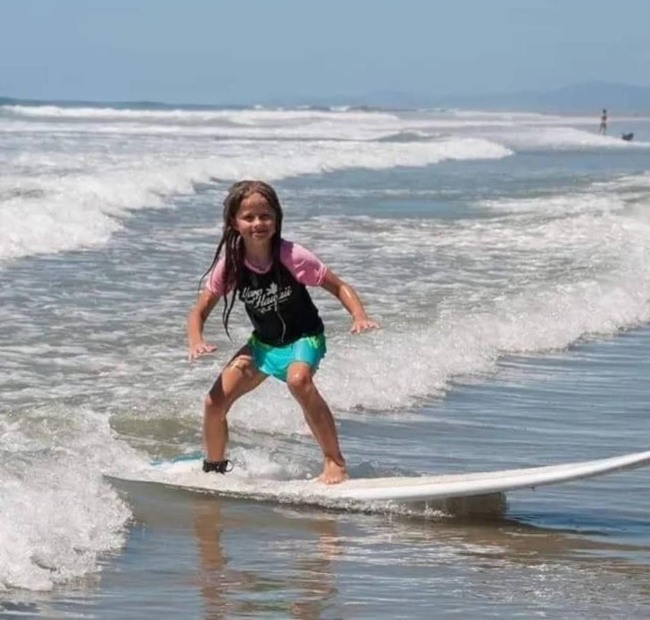 Cocobolo Surf Hotel & School Playa Santa Teresa  Екстериор снимка