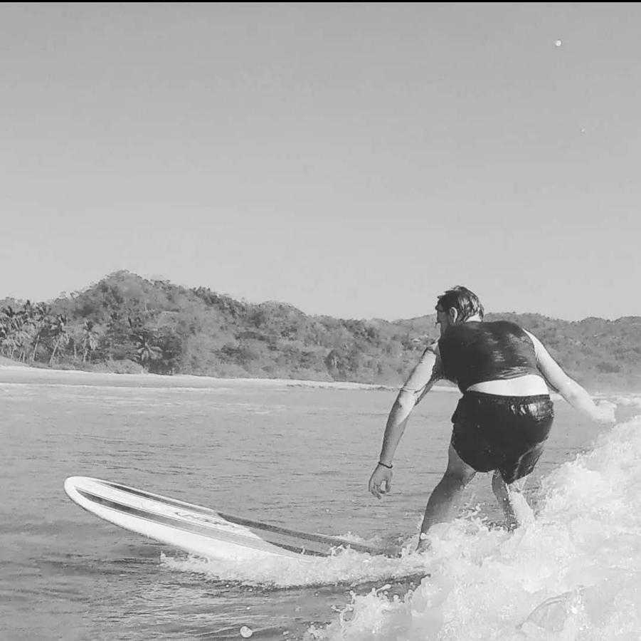 Cocobolo Surf Hotel & School Playa Santa Teresa  Екстериор снимка